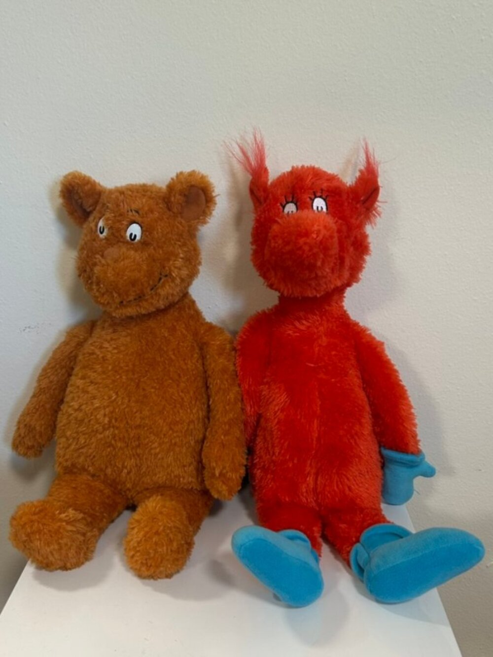 Kohl's Cares Dr. Seuss Hop on Pop Bear & Fox in Socks Plush 15" Tags Lot of 2